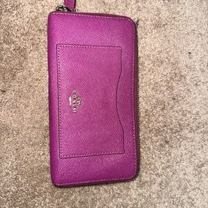 coach wallet for women
